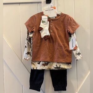 Petit Lem Mini Threads 4 Piece Dinosaur Long Sleeve, Shirt, Socks, & Pants Set